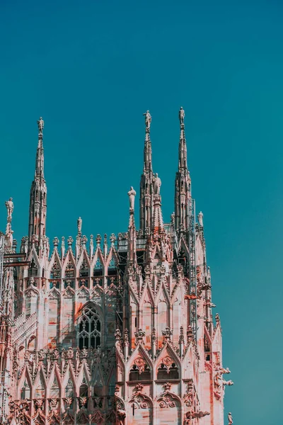 Der Wunderschöne Historische Mailänder Dom Vor Blauem Himmel Italien — Stockfoto