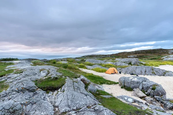 Uma Tenda Acampamento Livre Coral Strand Beach Galway Irlanda — Fotografia de Stock