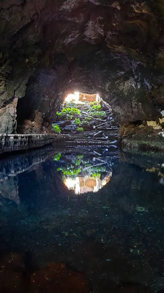 Tiro Vertical Túnel Jameos Del Água Punta Espanha Com Rochas — Fotografia de Stock