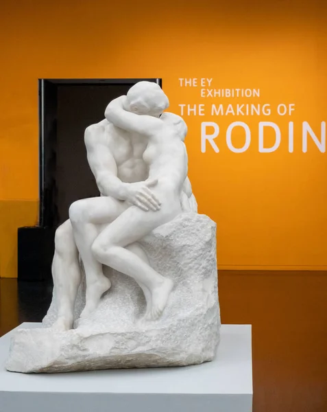 Londres Reino Unido Julio 2021 Beso Fuera Exposición Making Rodin —  Fotos de Stock