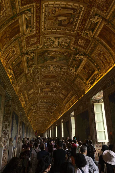 Watykan Watykan Wrzesień 2019 Grupa Turystów Watykanie Rzym Włochy — Zdjęcie stockowe