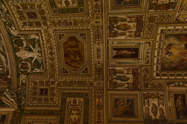 Vatican Vatican City 2019 Szeptember Lélegzetelállító Kilátás Vatikáni Múzeum Mennyezetére — Stock Fotó