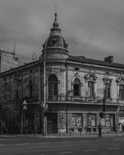 Bucharest Rumunsko Května 2021 Šedý Odstín Staré Architektonické Budovy Bukurešti — Stock fotografie