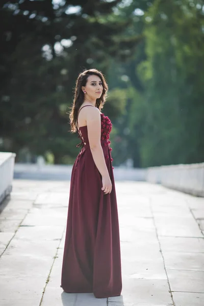 Shallow Focus Shot Young Woman Pathway Red Dress — Stok fotoğraf