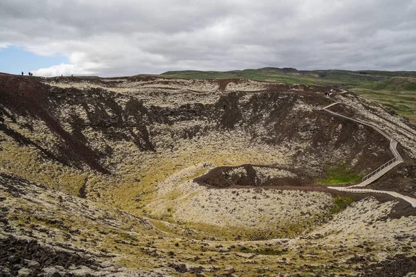 Grabrok Vulkánhoz Vezető Fából Készült Lépcső Izlandon — Stock Fotó
