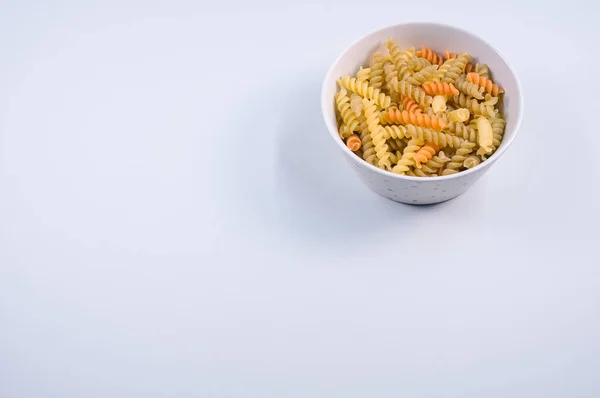 Een Oppere Uitzicht Van Rauwe Tri Color Rotini Pasta Een — Stockfoto