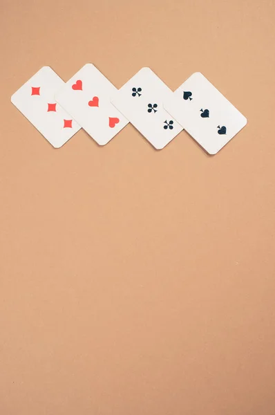 Діаманти Серця Клуби Піки Покерних Карт Персиковому Фоні Вільним Простором — стокове фото