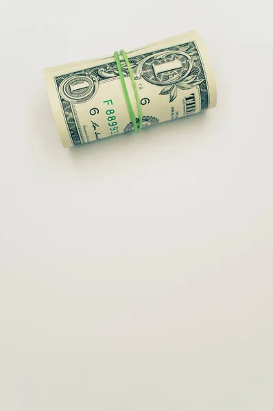 Rolo Notas Papel Dólar Isolado Fundo Branco Com Espaço Livre — Fotografia de Stock