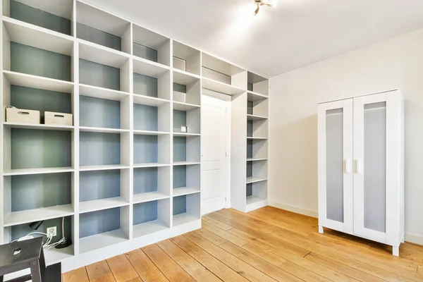 Dressing Room Modern Apartment Empty Shelves — Stock Photo, Image