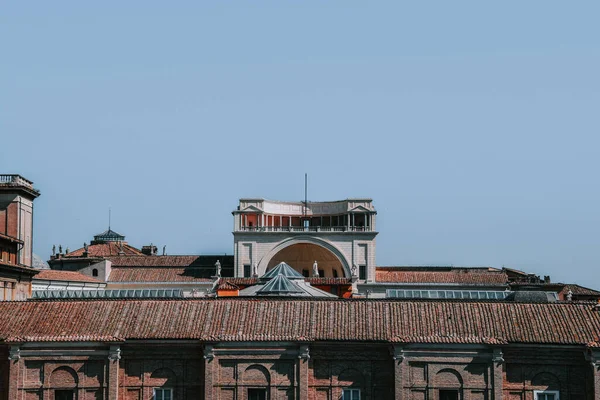 Telhado Dos Edifícios Pátio Pigna Com Vista Parcial Para Museu — Fotografia de Stock