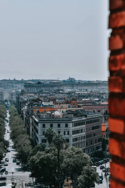 バチカン美術館から見たローマ市内の一角通りの空中撮影 — ストック写真