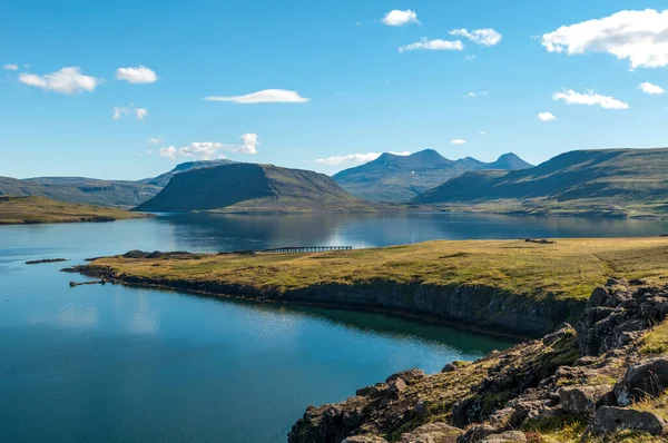 Una Hermosa Toma Del Lago Thingvallavatn Islandia — Foto de Stock