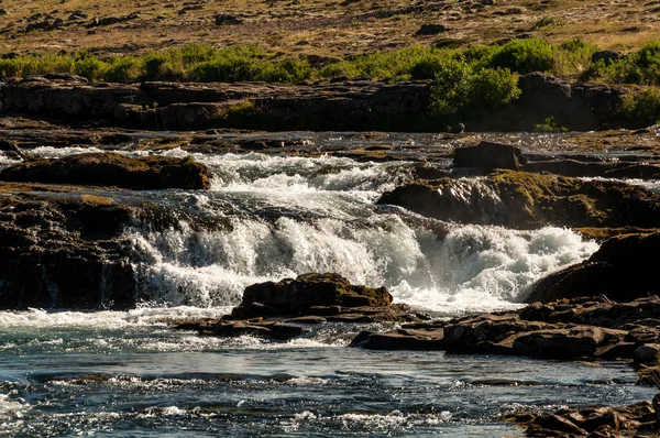 River Flowing Mountains Iceland — Stock Photo, Image