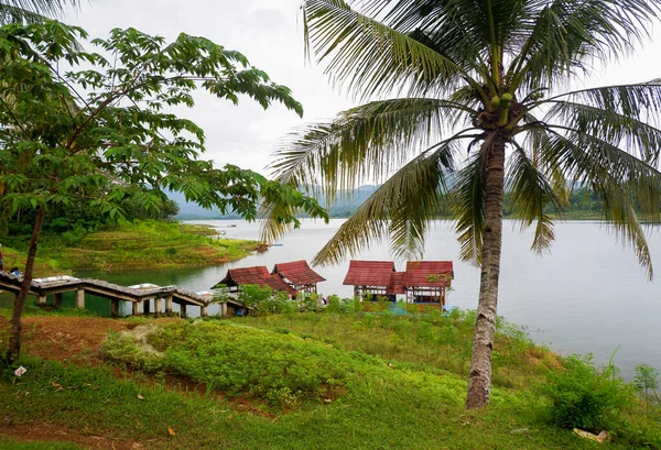 Beautiful Shot Floating Cottages Lake Kumejing Indon — Stock Photo, Image