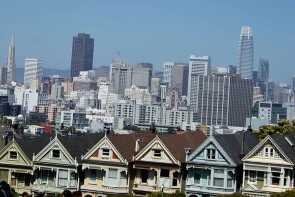 View Famous Painted Ladies Victorian Edwardian Houses Buildings Western Usa —  Fotos de Stock