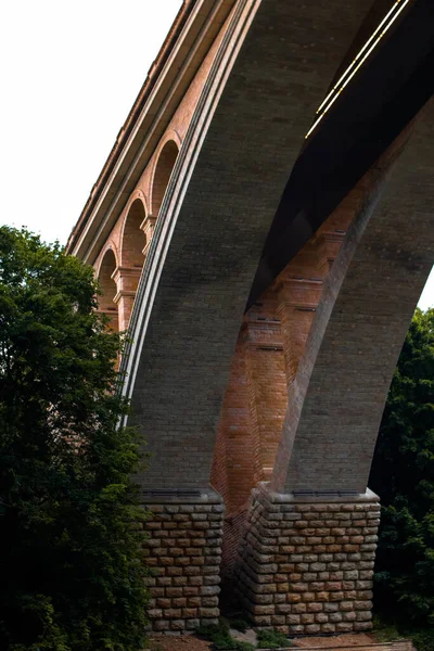 Μια Γέφυρα Στην Πόλη Του Λουξεμβούργου Στην Κοιλάδα Petrusse — Φωτογραφία Αρχείου