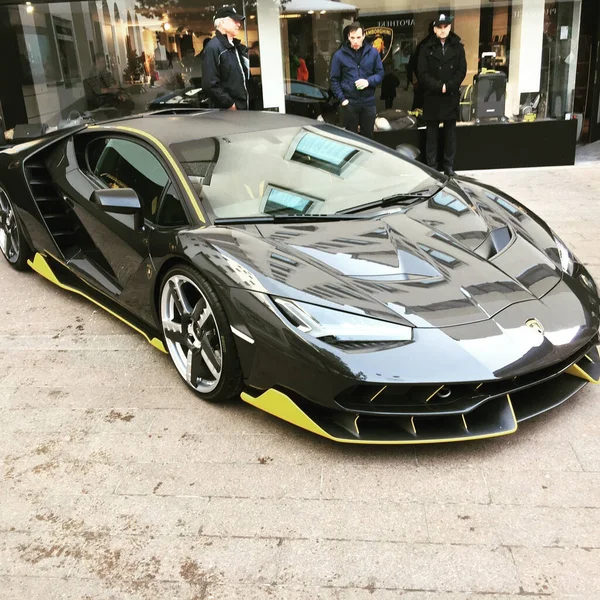 Sankt Moritz Switzerland Jan 2017 Closeup Shot Lamborghini Exhibited Moritz — Stock Photo, Image