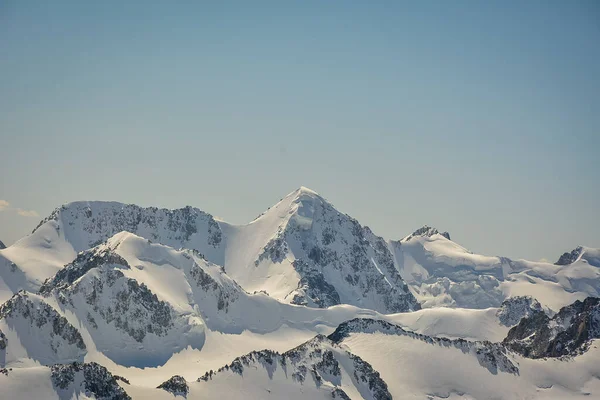 Montagne Innevate Altai Tavan Bogd Sul Tetto Della Mongolia Visitatori — Foto Stock