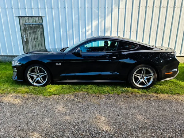 Kiel Alemanha Ago 2021 Ford Mustang Preto Modelo 2018 Estacionado — Fotografia de Stock