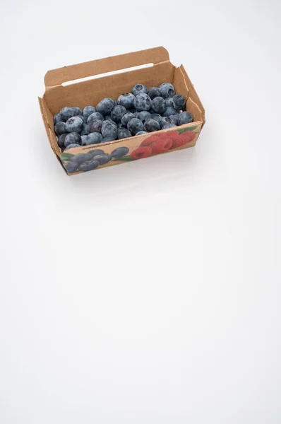 Vertical Shot Delicious Blueberries Paper Box Isolated White Background — Stock Photo, Image