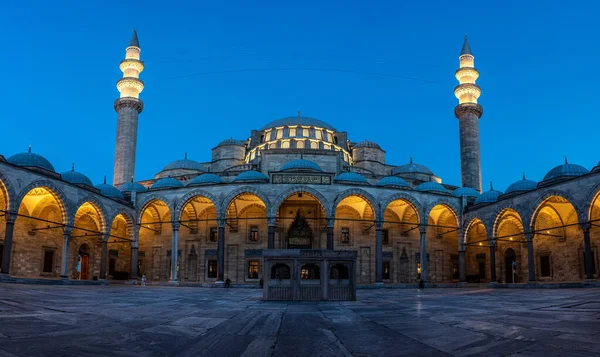 Mezquita Suleymaniye Rodeada Luces Por Noche Estambul Turquía — Foto de Stock