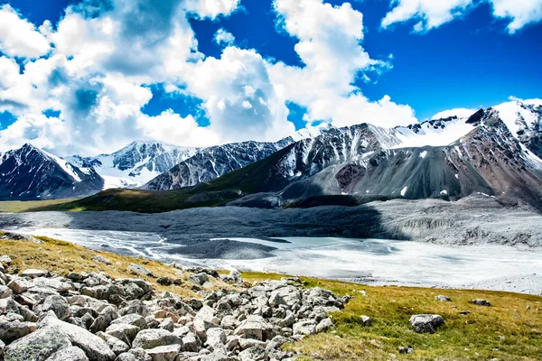 Salju Menutupi Pegunungan Altai Tavan Bogd Atau Atap Mongolia Tamu — Stok Foto