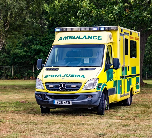 Ipswich United Kingdom Aug 2021 Front View Ambulance Parked Standby — Stock Photo, Image