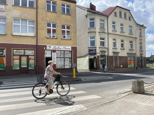 Olesno Polen August 2021 Eine Person Mit Einem Fahrrad Hauptbahnhof — Stockfoto