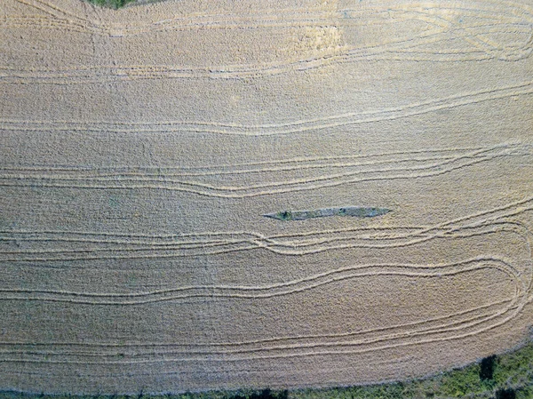 Luftaufnahme Eines Gepflügten Landwirtschaftlichen Feldes Für Hintergründe Und Texturen — Stockfoto