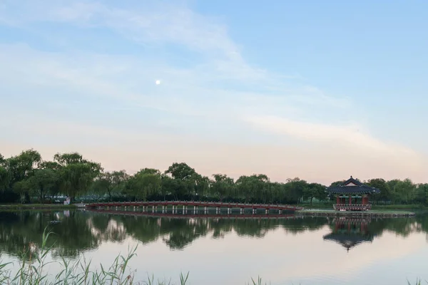 Bright Shot Red Chwihyanggyo Bridge Sea Leading Hyangwon Pavilion Sunset — Stock Photo, Image