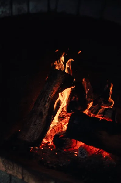 Yangının Dikey Görüntüsü — Stok fotoğraf
