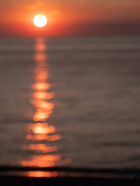 Vertical Shot Red Sunset Sea — Stock Photo, Image