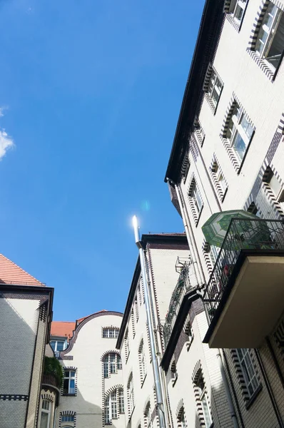Poznan Polen August 2021 Eine Vertikale Flachbild Aufnahme Von Mehrfamilienhäusern — Stockfoto