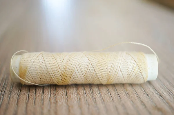 白い糸のクローズアップショット — ストック写真