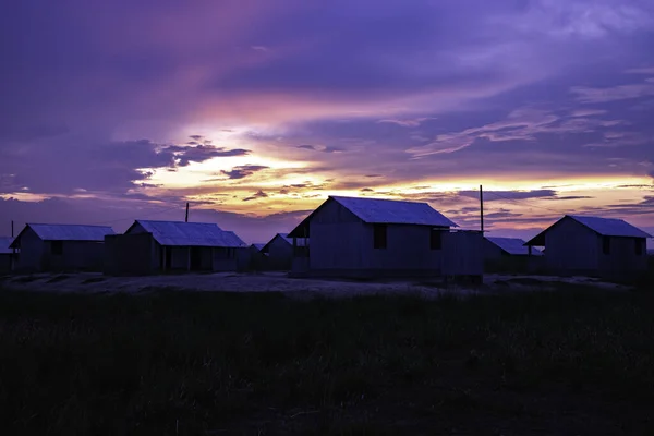 Closeup Shot Rural Landscape Beautiful Skyline Sunrise — Stock Photo, Image