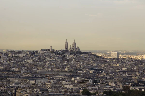 Joli Paysage Urbain Sous Ciel Jaune Clair — Photo