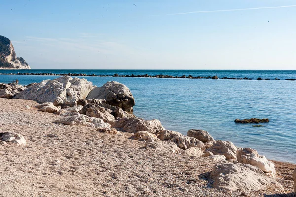 Adriatiska Havet Från Stenig Kust Numana Marche Italien — Stockfoto