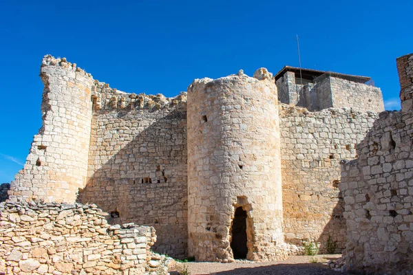 スペインの中世のハザ村の閉鎖的なショット — ストック写真