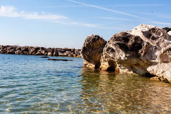 Mar Adriático Desde Una Costa Rocosa Numana Marche Italia — Foto de Stock