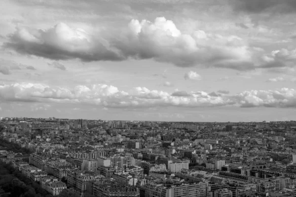 Paisaje Urbano Escala Grises Aéreo Bajo Claro —  Fotos de Stock