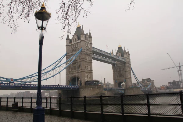 Ikoniska Tower Bridge Som Förbinder London Med Southwark Vid Themsen — Stockfoto