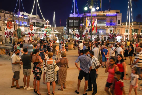 Moata Malta Aug 2021 Maltese Enjoying Themselves Church Parvis Square — Stock Photo, Image