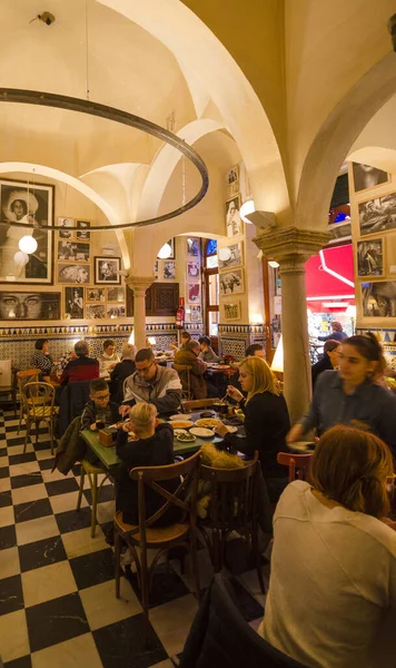 Seville Spain Jan 2019 Vertical Shot Spanish Tapas Bar Cerveceria — Stock Photo, Image