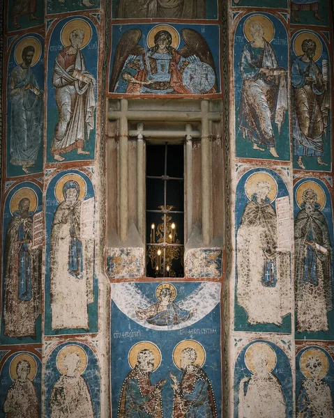 Vertikal Bild Religiösa Väggkonst Voronet Klostret Rumänien — Stockfoto