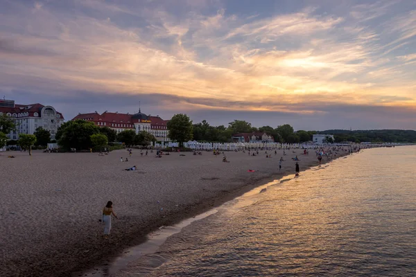 Sopot ポーランド 2021年6月20日 ポーランド ソフトのビーチの夕日 — ストック写真