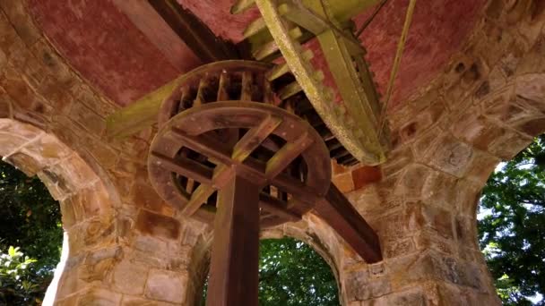 Viejo Campanario Piedra Iglesia — Vídeos de Stock