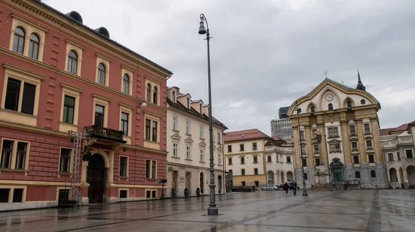 Ljubljana Slovenya Daki Kongre Meydanı Kutsal Üçlü Kilisesi Nin Güzel — Stok fotoğraf