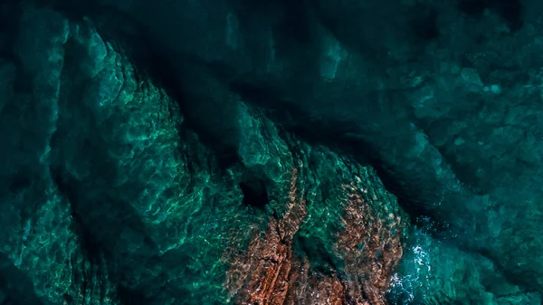 Een Luchtfoto Van Zee Golven Onder Het Zonlicht Perfect Voor — Stockfoto