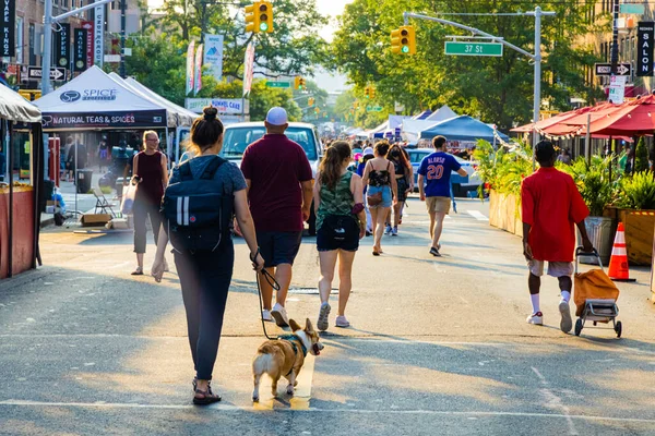 Queens United States Jul 2021 Astoria Straatmarkt Fruitmarkt Queens Verenigde — Stockfoto