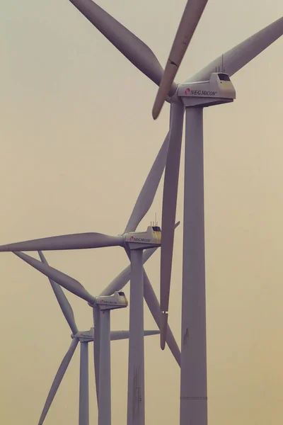 Vertical Shot Windmills Sunset — Stock Photo, Image
